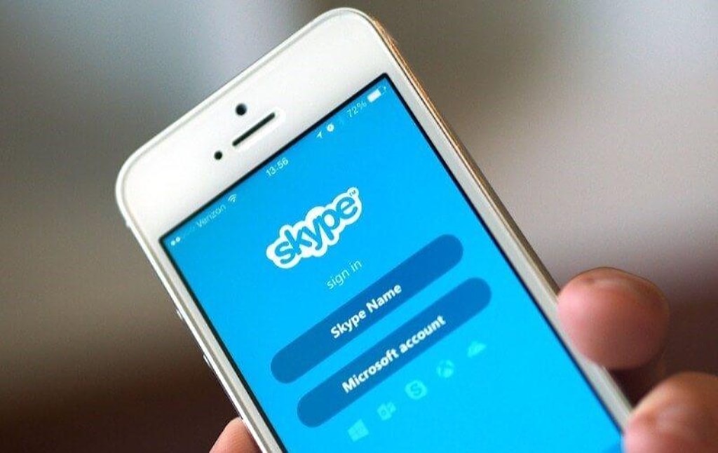 Sử dụng ứng dụng Skype để liên hệ tới nhà cái FB88 nhận hỗ trợ